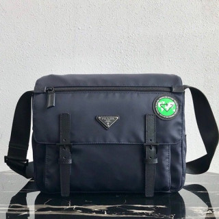 Prada 2019 Nylon & Leather Messenger Shoulder Bag,30CM - 프라다 2019 나일론&레더 남여공용 메신저 숄더백,1BD671-1,30cm,네이비