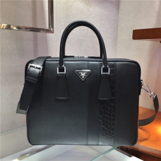 [프라다] Prada 2020 Men's Leather Satchel Bag,36cm - 프라다 2020 남서용 레더 서류가방,36cm,PRAB0220,블랙