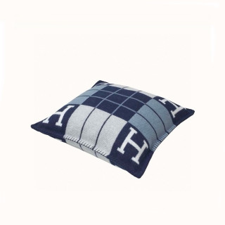 에르메스 이니셜 블루 쿠션 - Hermes Initial Blue Cushion - acc1792x